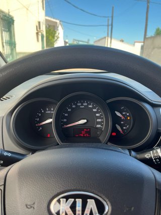 KIA Rio 2015