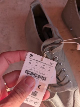 Zapatillas Oysho verde oliva nuevas