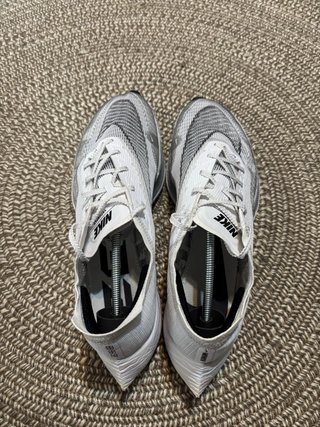 Nike Vaporfly Grises y Blancas