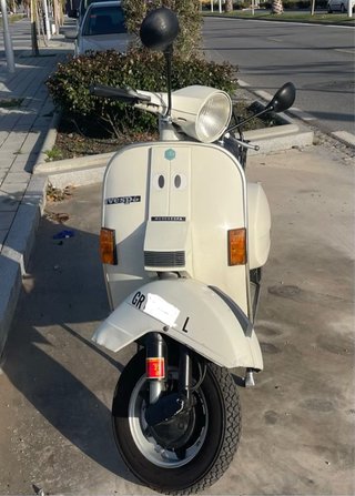 Vespa PX 200 Iris