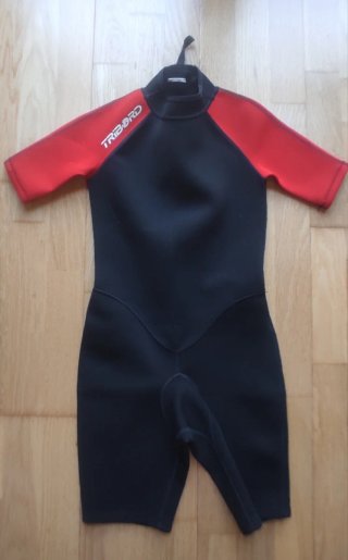 2 trajes de neopreno Tribord niños T8/10