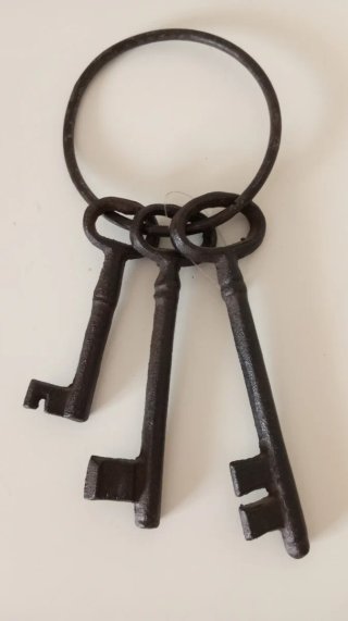 Juego 3 llaves antiguas hierro decorativas