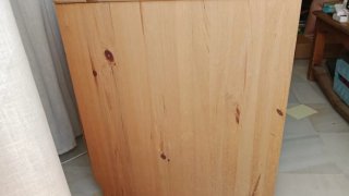 Mueble televisión IKEA Leksvik 2 puertas.