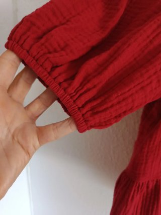 Blusa Shein Roja T-M Mangas Abullonadas