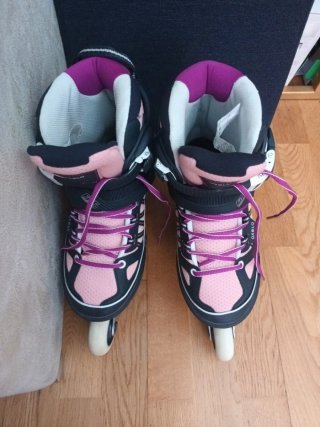 COMO NUEVOS   38-41 PATINES (con 6 protecciones)