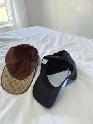 Set cappellini uomo ottimo condizioni