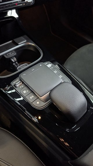 Mercedes-Benz Clase A 220d AMG Line Edition 190CV