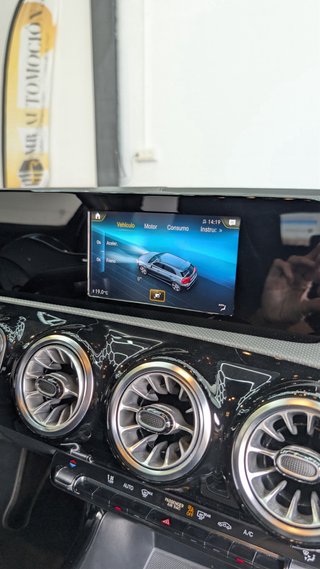 Mercedes-Benz Clase A 220d AMG Line Edition 190CV