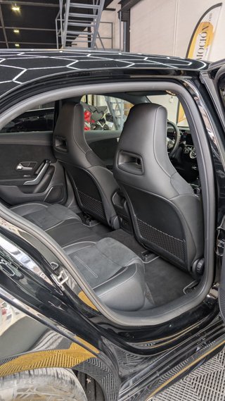 Mercedes-Benz Clase A 220d AMG Line Edition 190CV