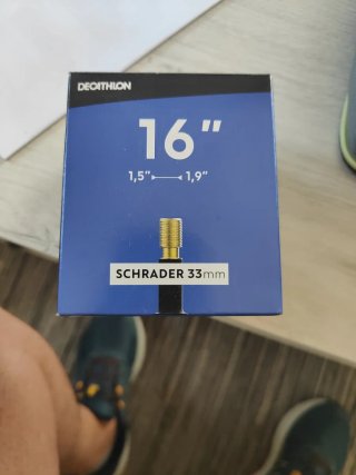 Cámara de bicicleta 16 Schrader 33mm