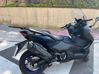 Yamaha T-MAX 560 Maxi Scooter