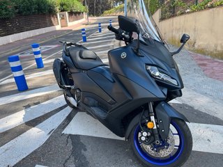 Yamaha T-MAX 560 Maxi Scooter