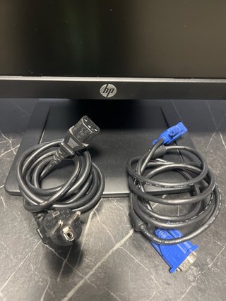 Monitor HP 23 Negro + Ratón y Teclado inalámbricos