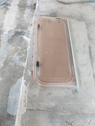Cristal literas para caravana tengo dos