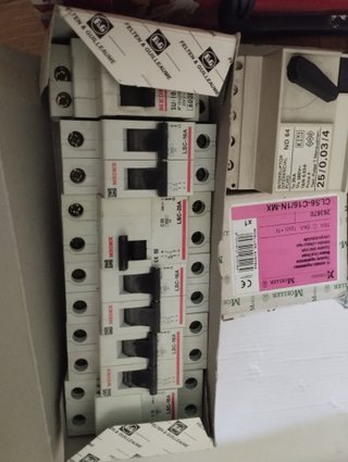 Lote material electricista