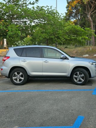 Toyota RAV4 4x4 2012