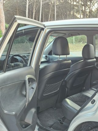Toyota RAV4 4x4 2012