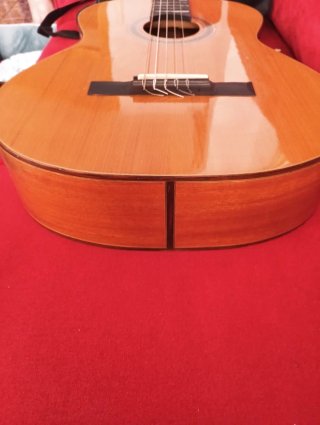 Guitarra Clásica José Ribera HG92 + Funda
