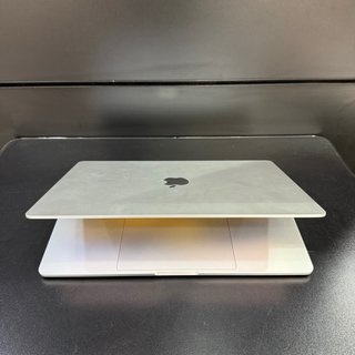 MacBook Air M3 8GB 256GB Plata