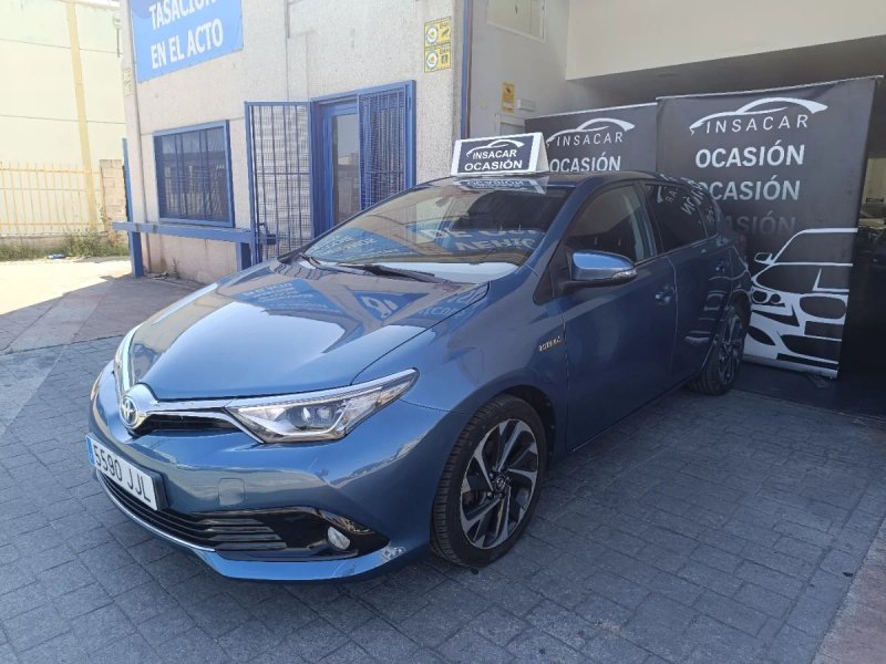 Toyota Auris HÍBRIDO Feel! 2015