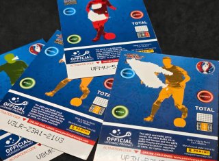 Lote 89 cromos selecciones