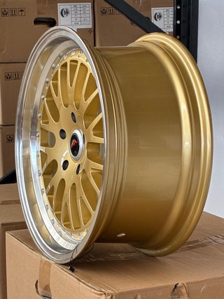 4 LLANTAS JAPAN JR10 8X17 5X112 ET35 ORO