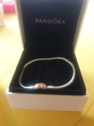 Pulsera serpiente semirrígida con charm corazón