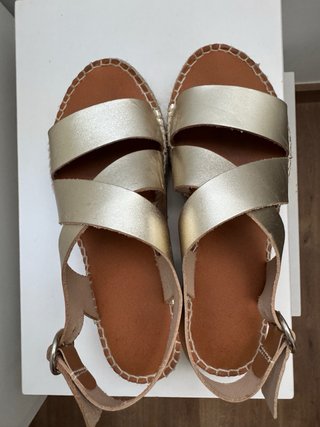 Sandalias esparto Toni Pons doradas