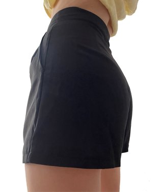 Pantalón corto negro