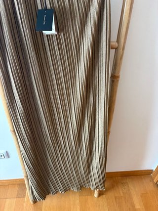 Vestido Massimo Dutti dorado talla s