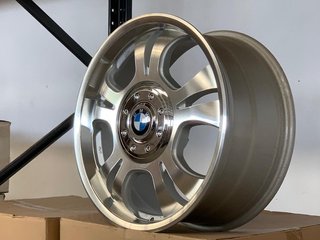 4 LLANTAS T4 8.5X18 5X120 et35 stilbbs lm