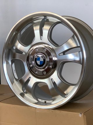 4 LLANTAS T4 8.5X18 5X120 et35 stilbbs lm