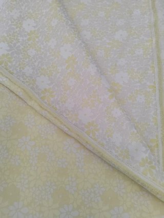 Tela Jacquard Diseño Floral 160x161cm