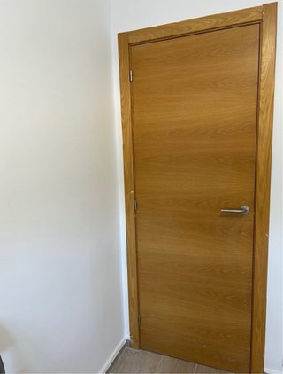 Puerta interior madera