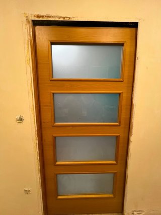 Puerta interior madera