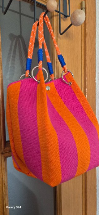 Bolso Cubo Rayas Naranja y Rosa