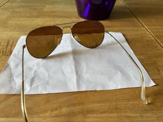 Gafas de sol Ray-Ban polarizadas doradas