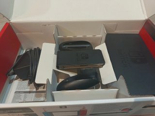 Nintendo Switch con accesorios