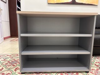 Mueble de oficina 3 baldas