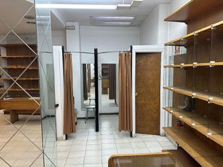 Local comercial en alquiler en Centro en Ourense