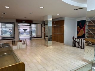 Local comercial en alquiler en Centro en Ourense
