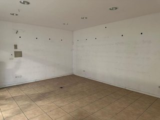 Local comercial en alquiler en Centro en Ourense