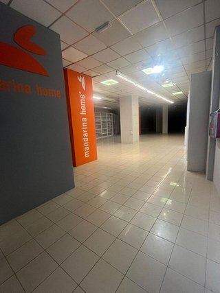 Local comercial en alquiler en Casco Viejo en Ourense