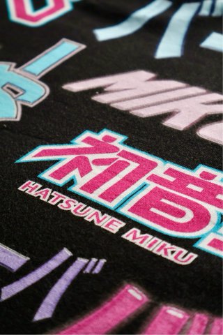 Suéter Hatsune Miku Bershka Talla S