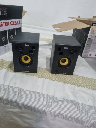 Hercules DJ Kit MK2 Controladores