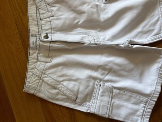 Pantalón corto blanco Bershka
