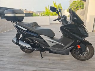 Kymco Xciting 400 Negra