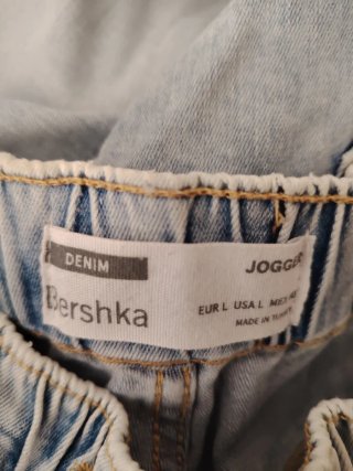 Pantalón Jogger Roto Talla L