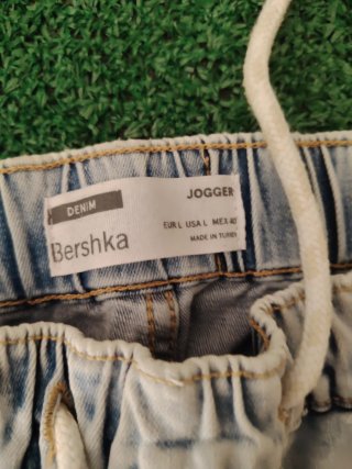 Pantalón Jogger Roto Talla L