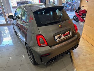 Abarth 695 Competizione 2024